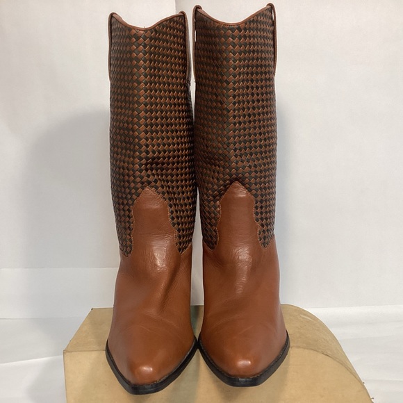 L.L. Bean Dingo Womens Braided Leather Boots size 10 - Picture 12 of 15